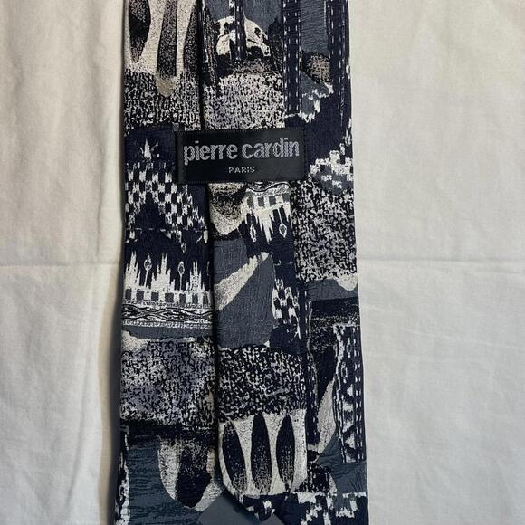 Vintage 70s Pierre Cardin 100% Italian Silk Made in USA Tie - Picture 1 of 3